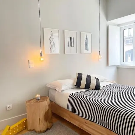 Charming Lapa With A Private Patio *